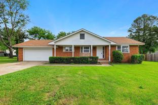 1317 Clover Ln - Photo 1 of 1