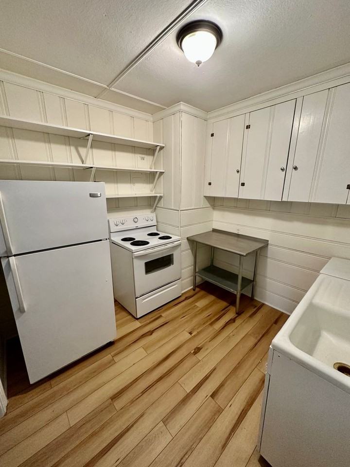 207 Friendly Ln #B - Photo 3 of 7