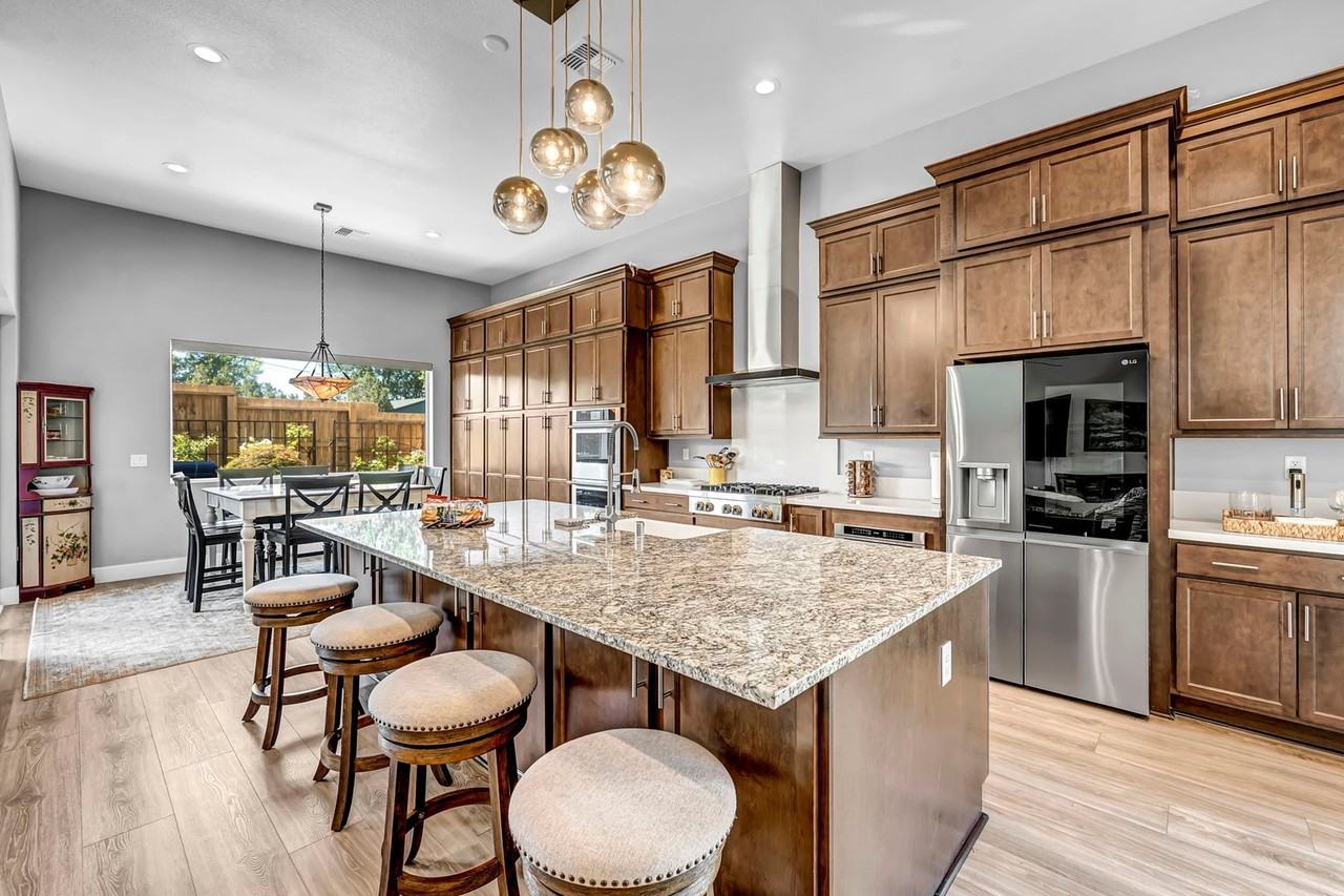 2958 Saddle Peak Dr - Photo 6 of 50