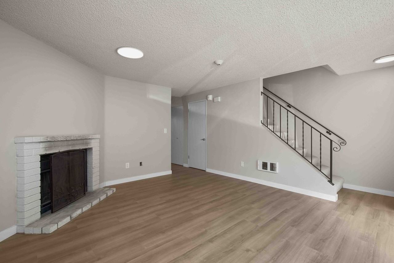 4504 176th St Sw - Photo 3 of 24