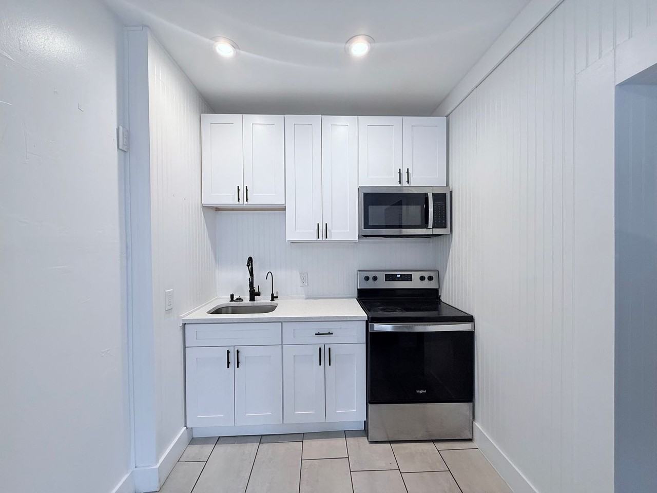 1339 13th St W - Photo 4 of 8