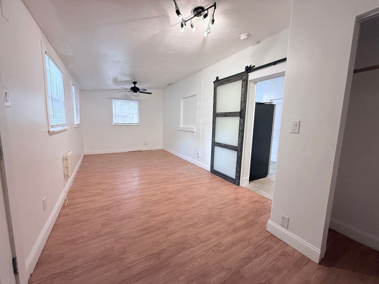 1339 13th St W - Photo 7 of 8