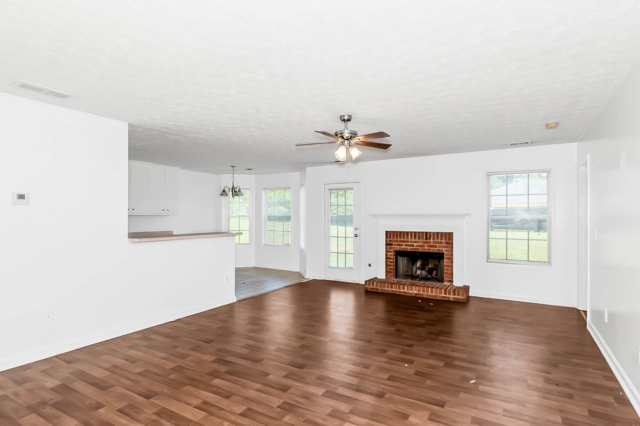 50 Collins Trce - Photo 6 of 27