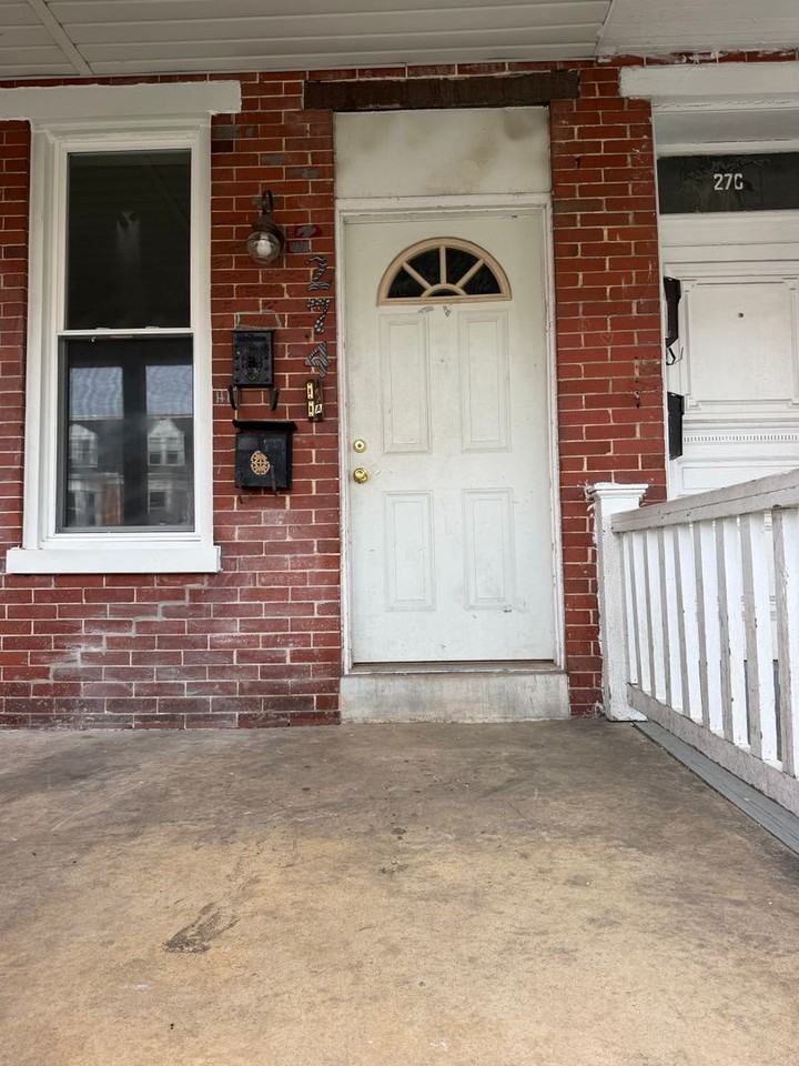 274 W Jackson St - Photo 2 of 17