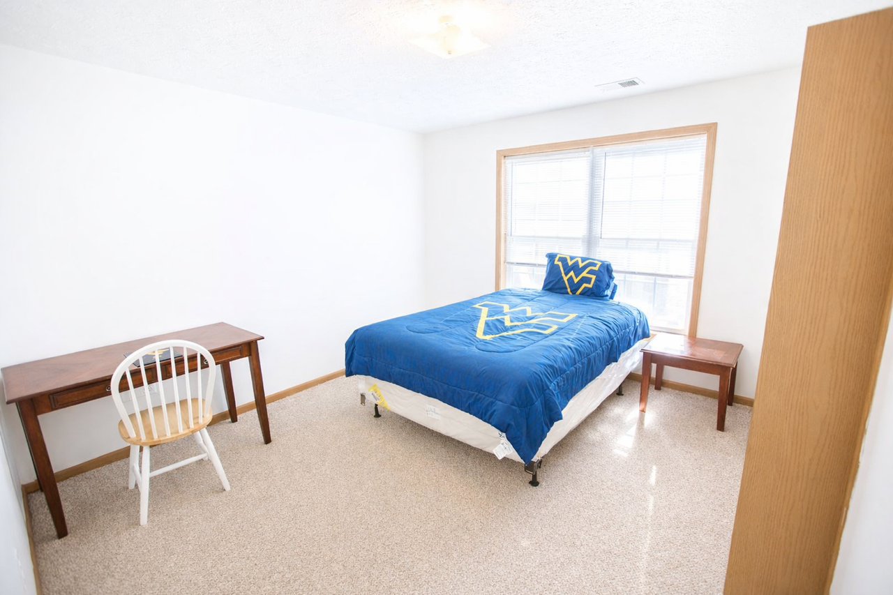 Glenlock Main - Photo 5 of 50
