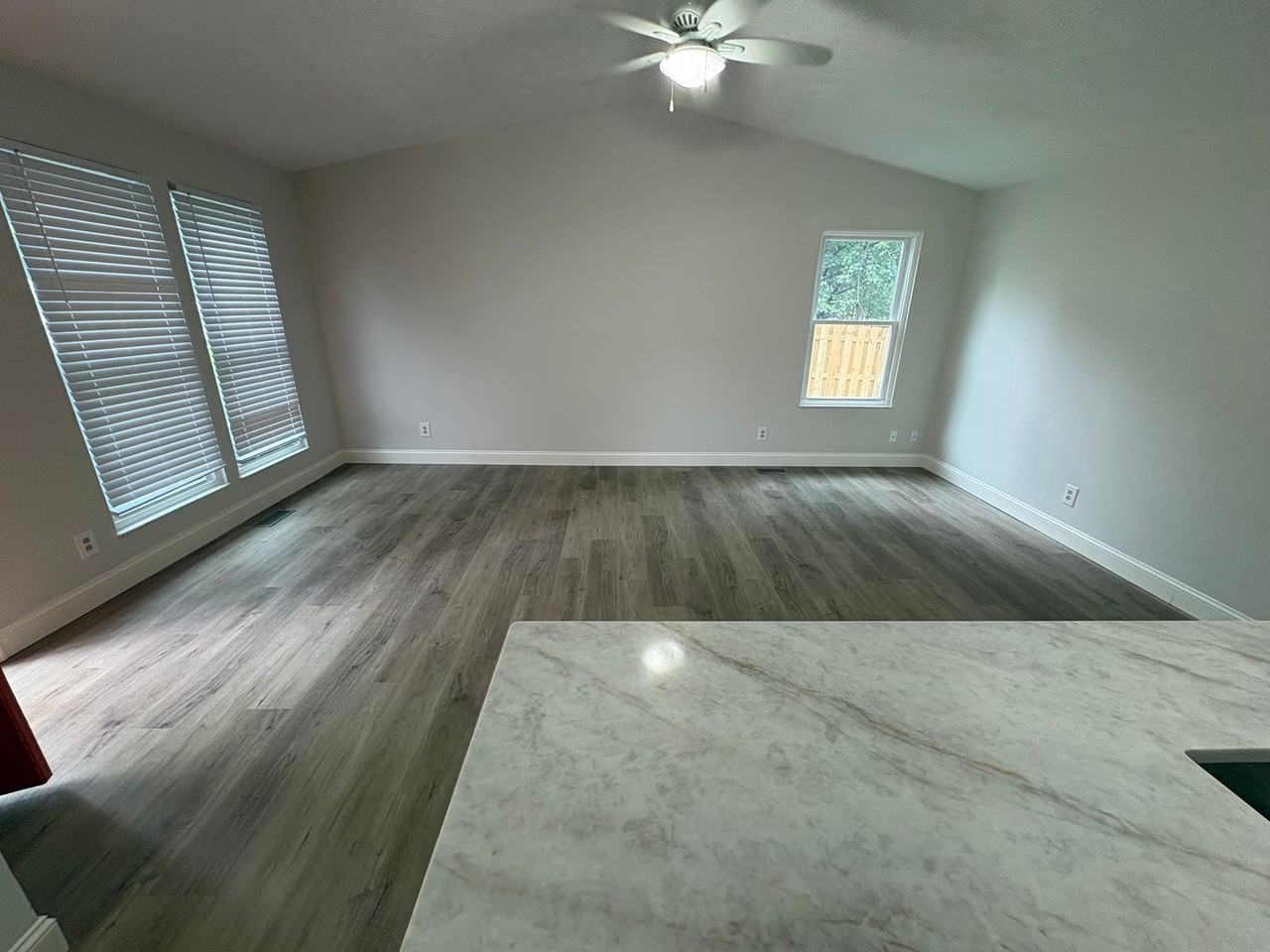 1859 Maroon Dr - Photo 7 of 15