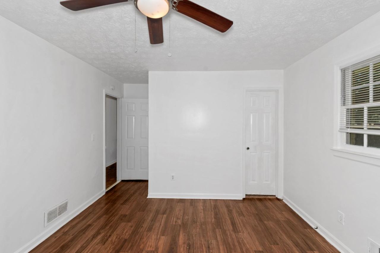 4216 Rue Antoinette - Photo 5 of 32