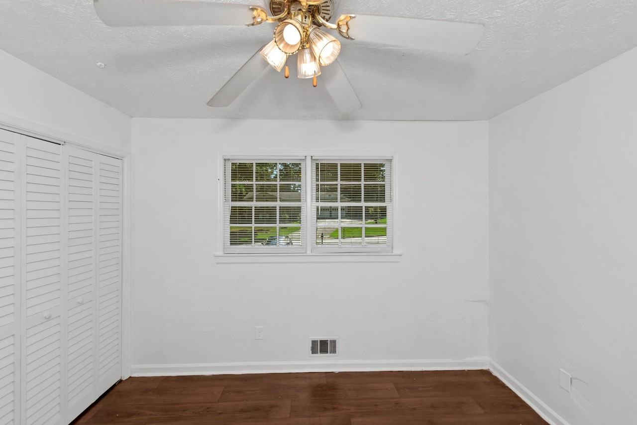 4216 Rue Antoinette - Photo 7 of 32