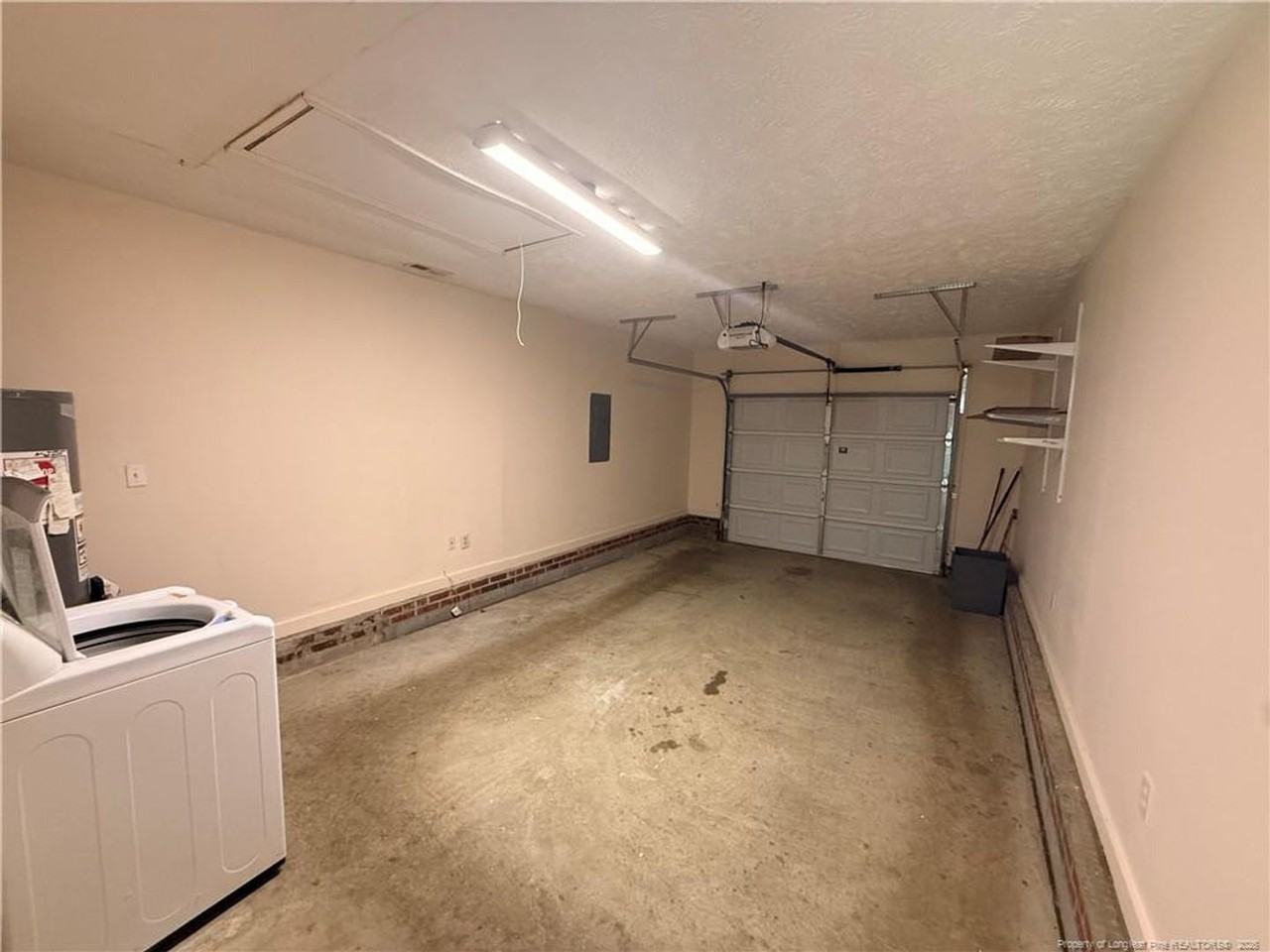 7229 Tollhouse Dr - Photo 6 of 15