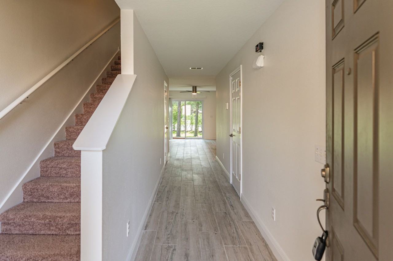 4084 Pitch Pine Cir - Photo 3 of 25