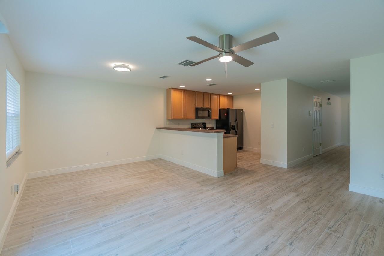 4084 Pitch Pine Cir - Photo 5 of 25