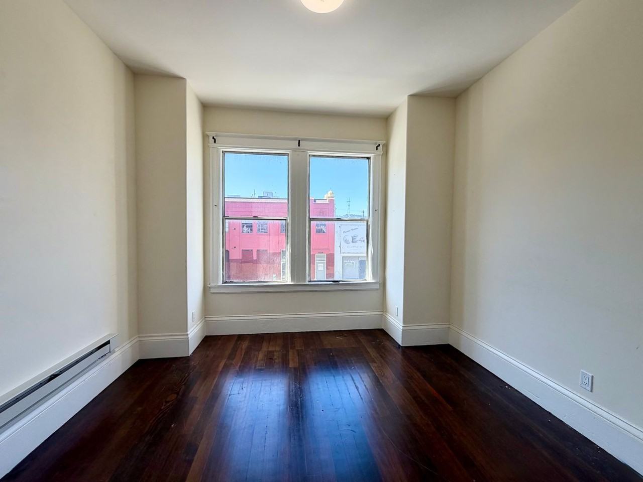225 9th St - Photo 2 of 20