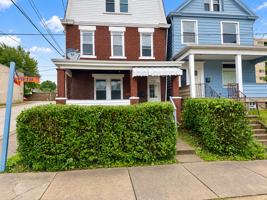 featured image of 1538 5th Ave