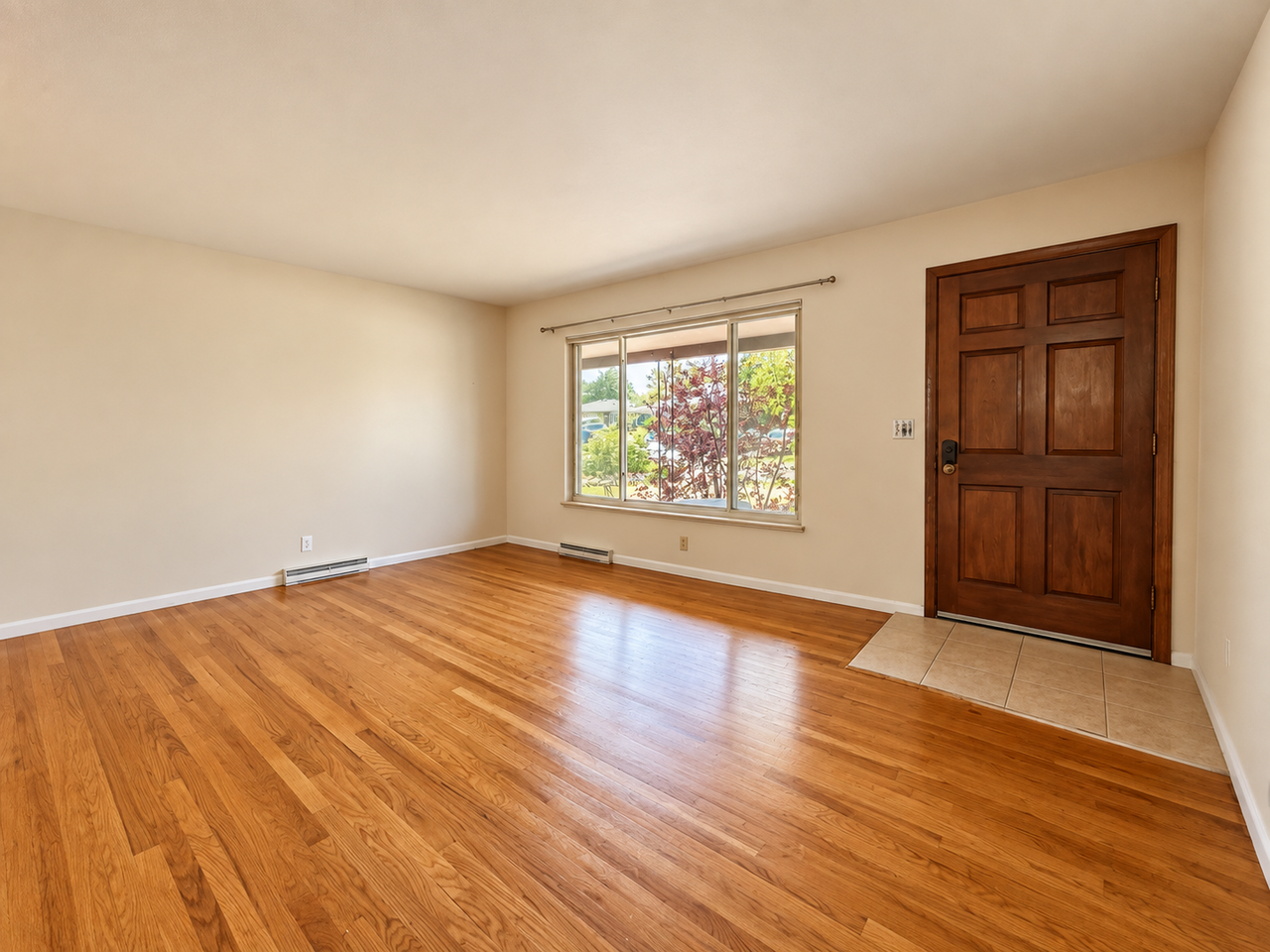 3505 Eastman Ave - Photo 4 of 30