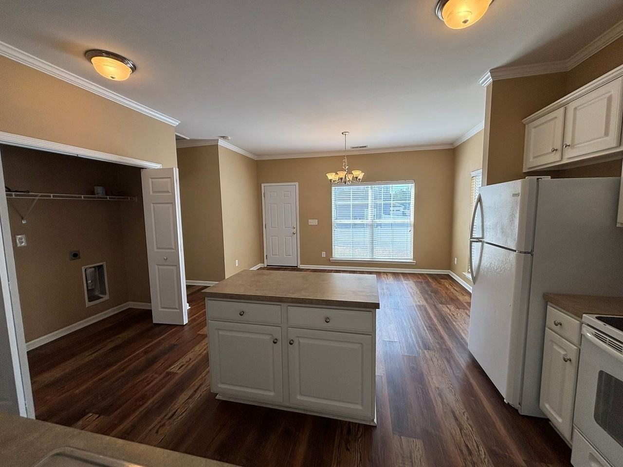 225 Windsor Trace Dr - Photo 5 of 13