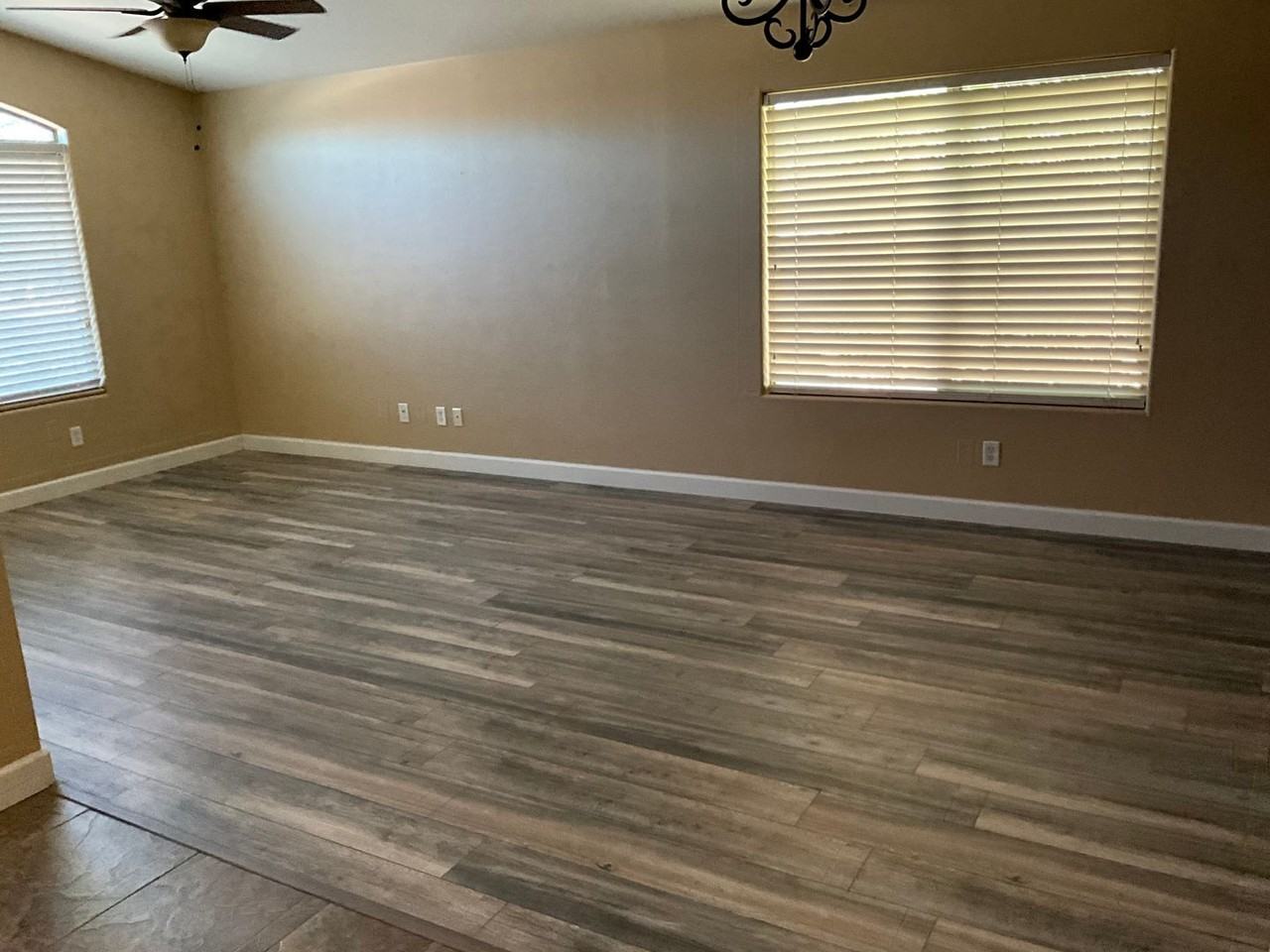 41741 W Parkhill Ct - Photo 3 of 39