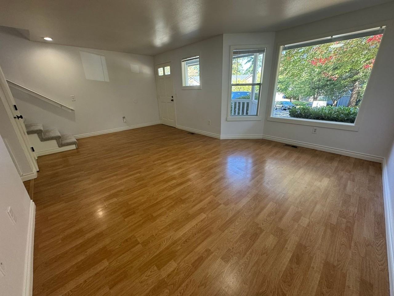4181 244th Pl Se - Photo 4 of 18