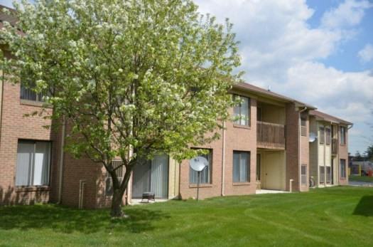 Warren Village Apartments - Photo 3 of 3