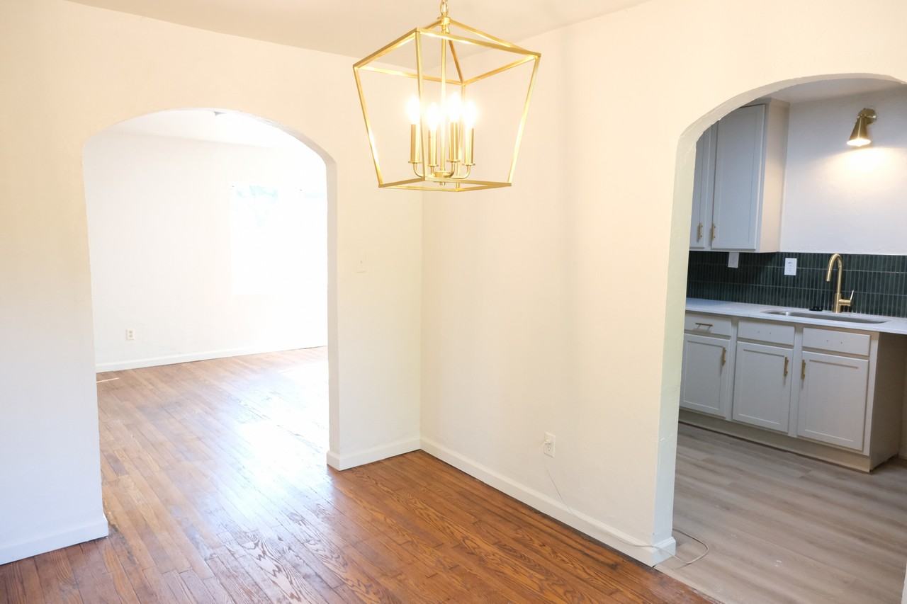 1537 Ne 20th St - Photo 6 of 14