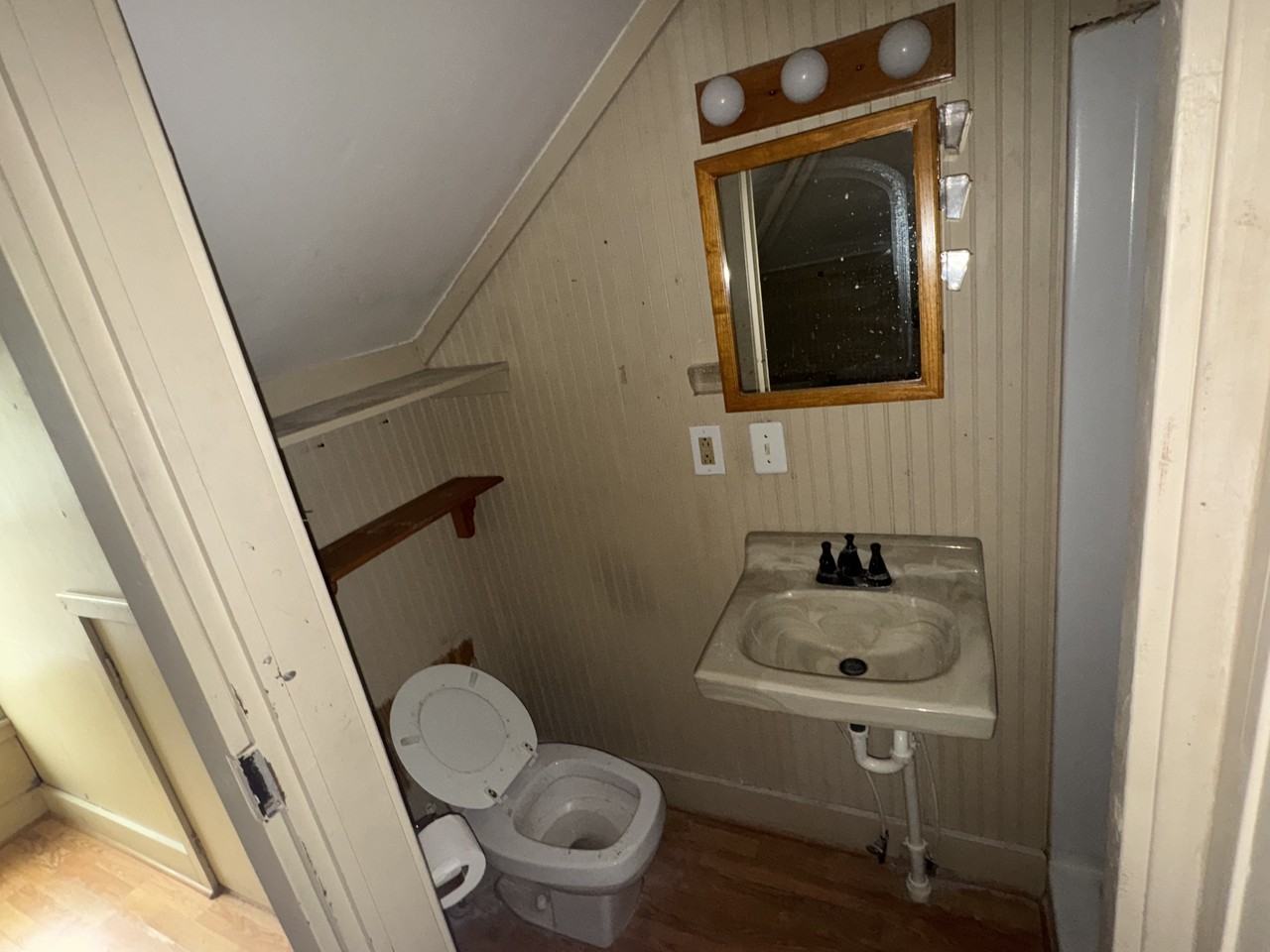 309 Walnut St #C - Photo 4 of 10