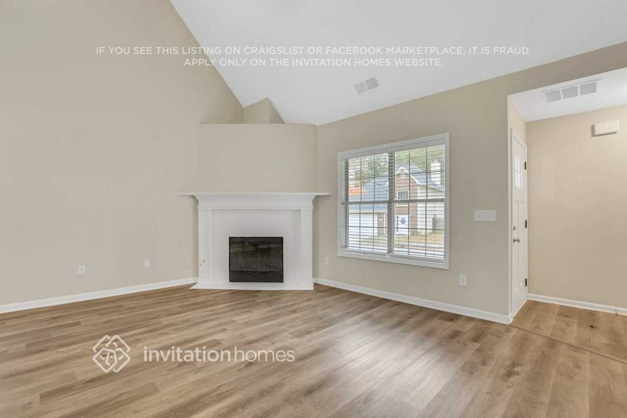 765 Reeves Lake Dr Sw - Photo 3 of 24