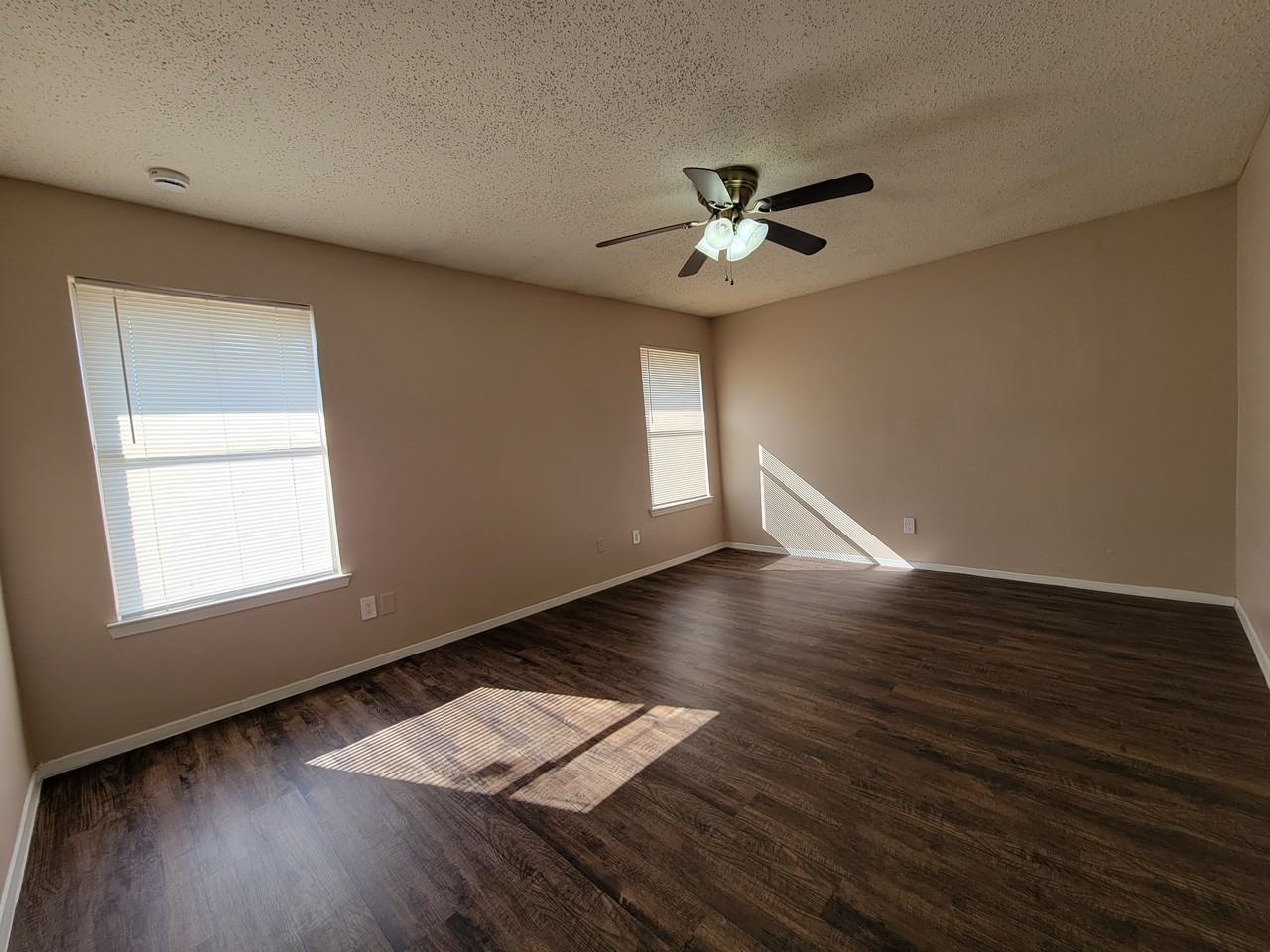 520 Signal Hill Ct S #522 - Photo 5 of 7