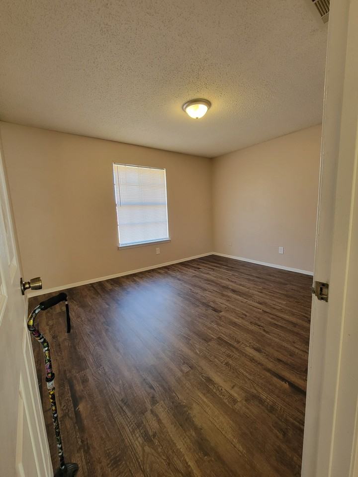520 Signal Hill Ct S #522 - Photo 7 of 7
