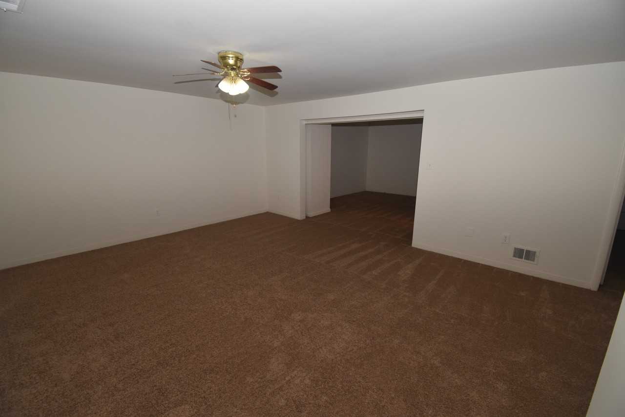 1436 Greenmont Ct - Photo 3 of 22