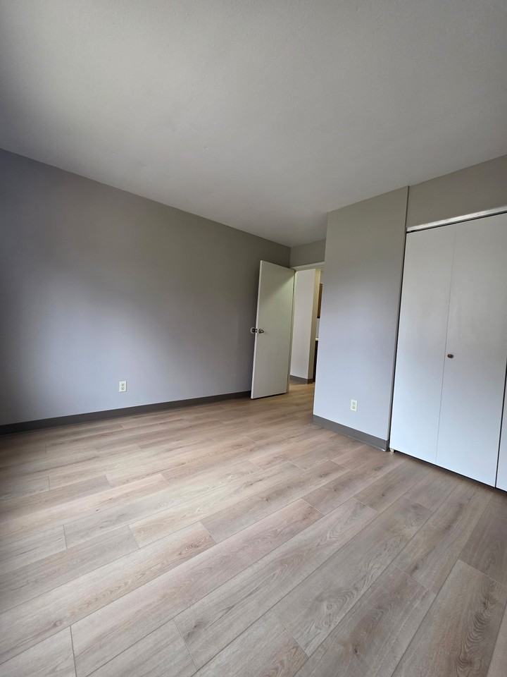 1605 7th St N #32 - Photo 6 of 17