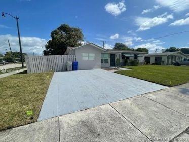 751 Nw 18th St - Photo 7 of 10