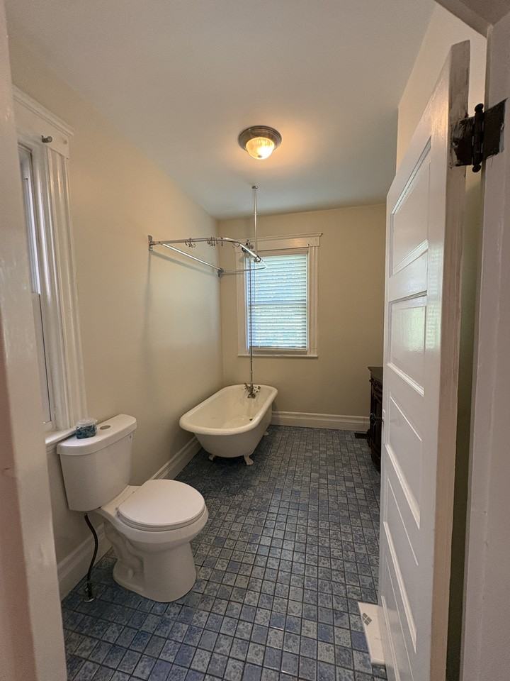 422 Garrard St - Photo 6 of 25