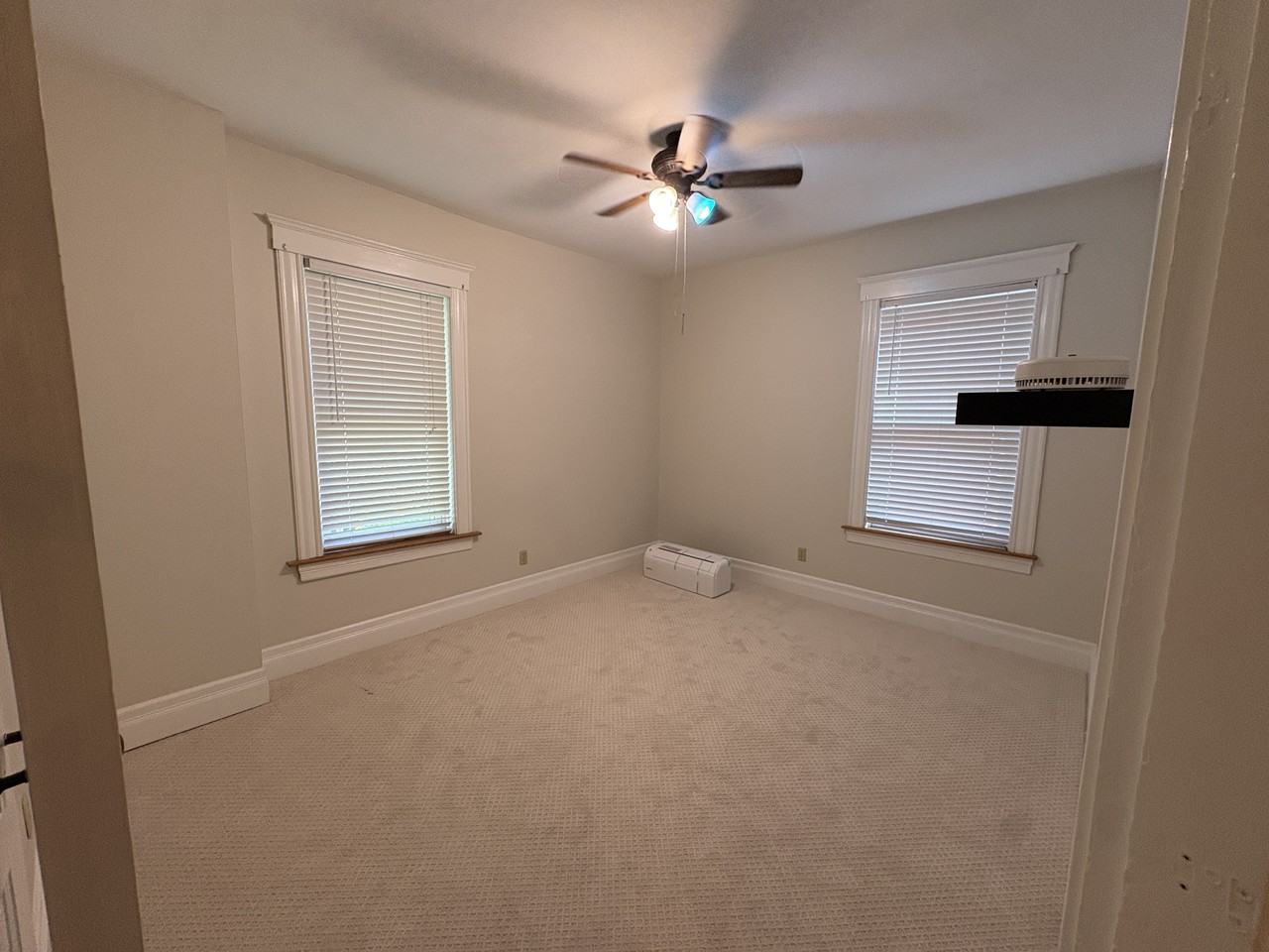 422 Garrard St - Photo 7 of 25