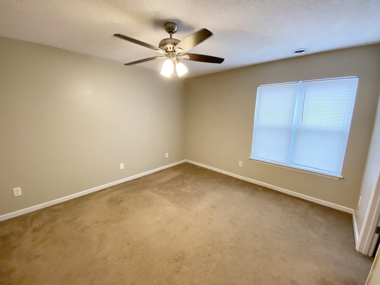 2526 Sapling Cir #1 - Photo 5 of 10