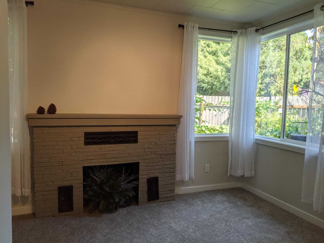 8285 Meadowbrook Way Se #2 - Photo 3 of 12