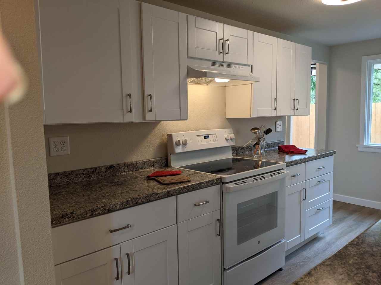 8285 Meadowbrook Way Se #2 - Photo 5 of 12