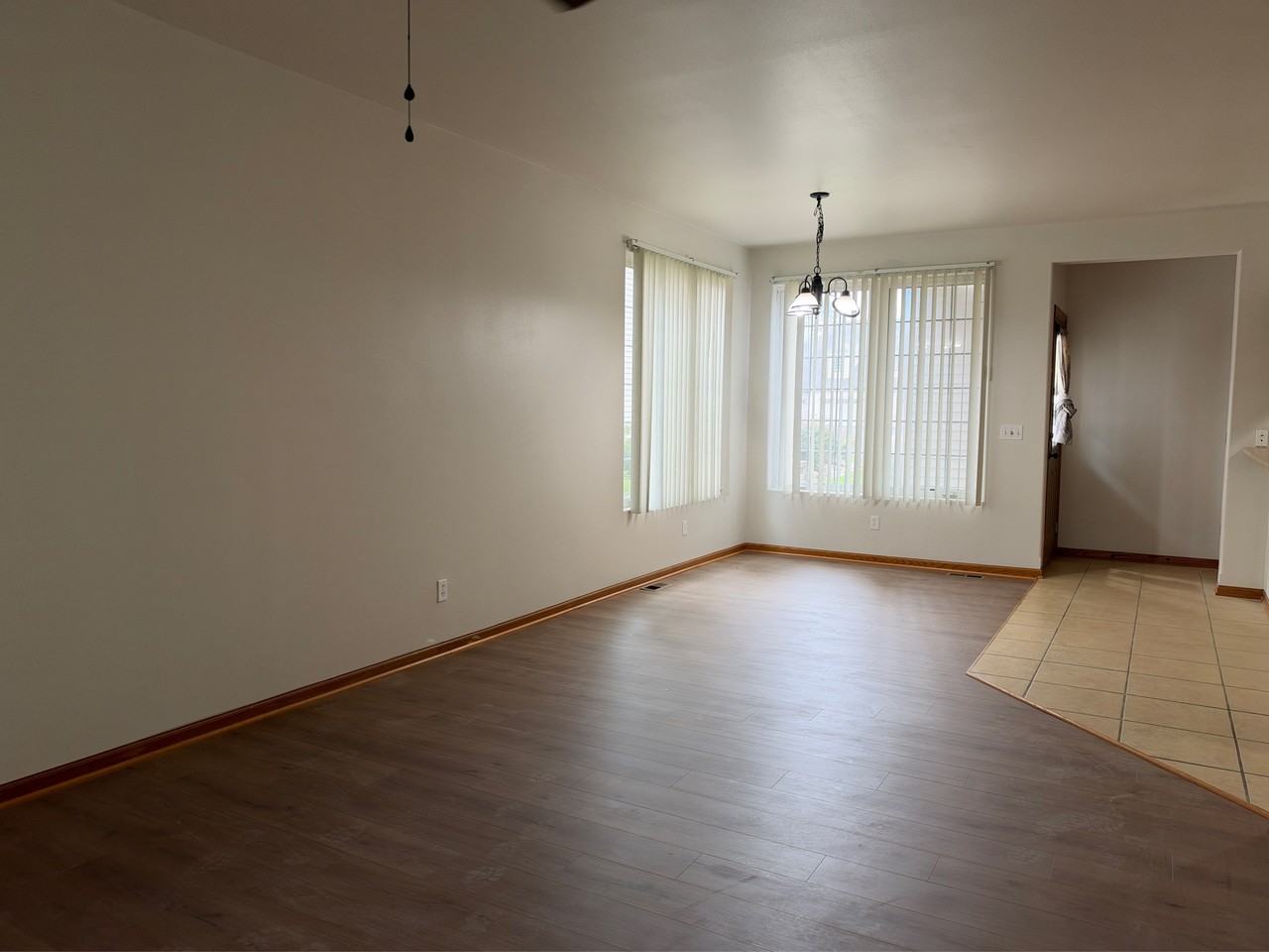 612 Queens Ct #1 - Photo 6 of 13