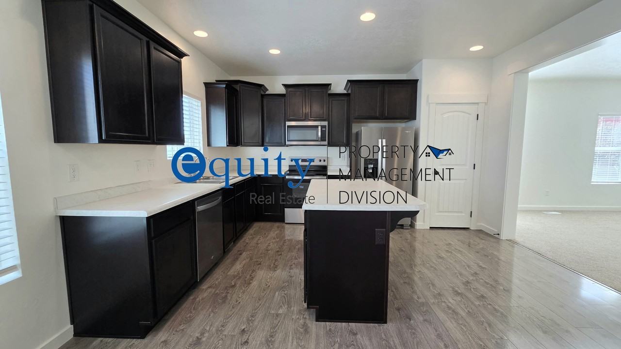 13369 S Stone Hayes Ct #1 - Photo 3 of 28