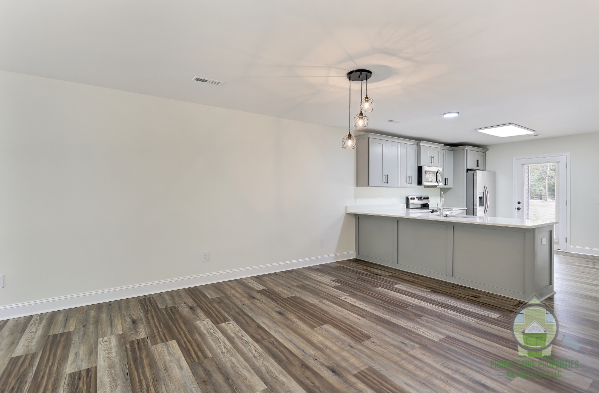 113 Lyman Lodge Rd #1 - Photo 3 of 22