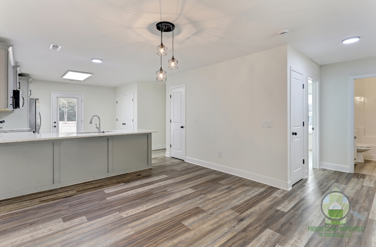 113 Lyman Lodge Rd #1 - Photo 4 of 22