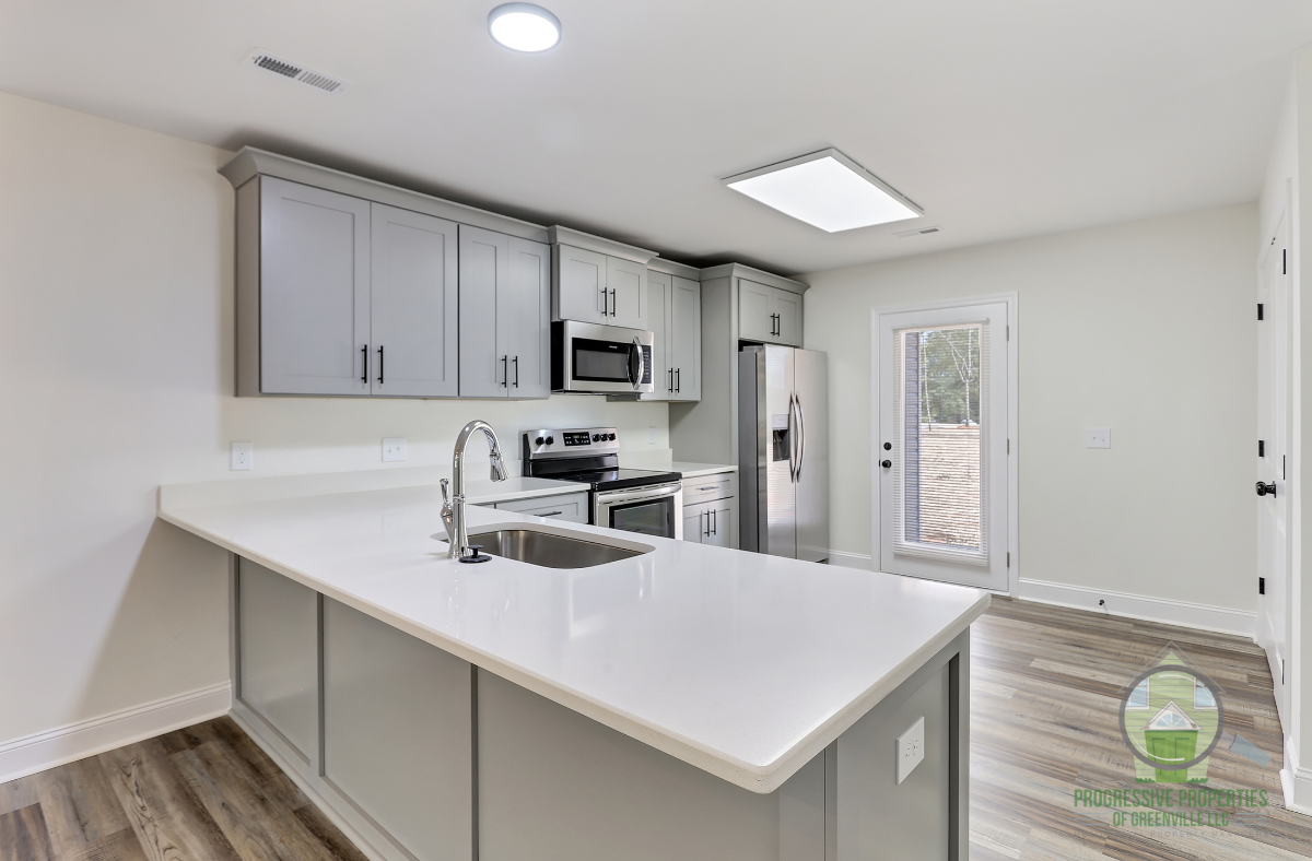 113 Lyman Lodge Rd #1 - Photo 6 of 22