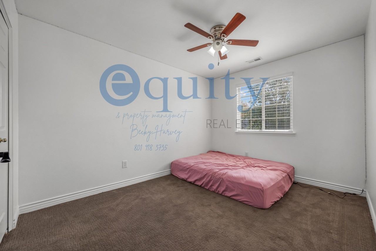 402 Alfred Dr #1 - Photo 7 of 24