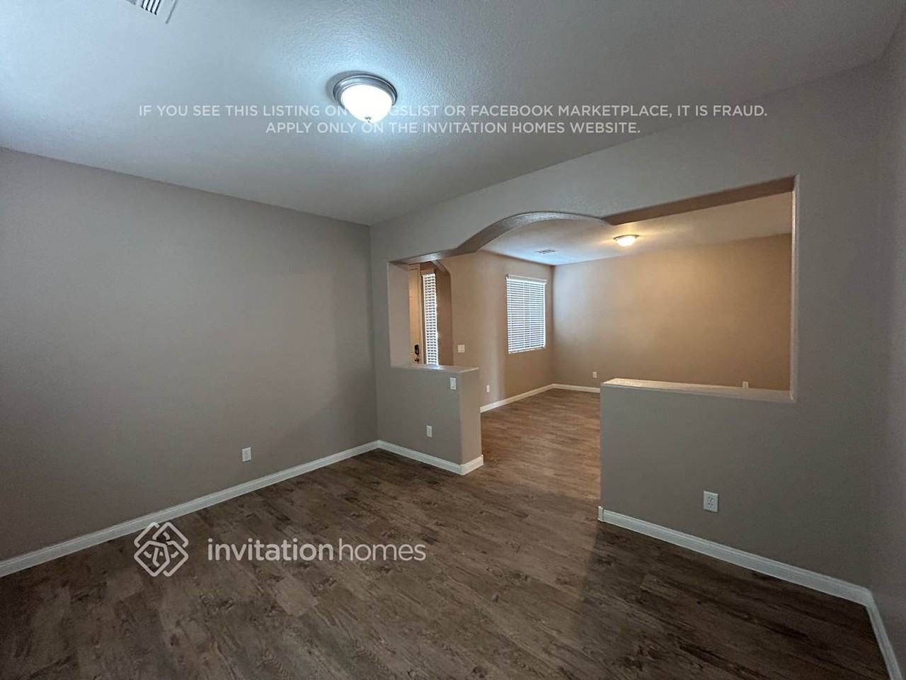 433 Mystic River St - Photo 2 of 21