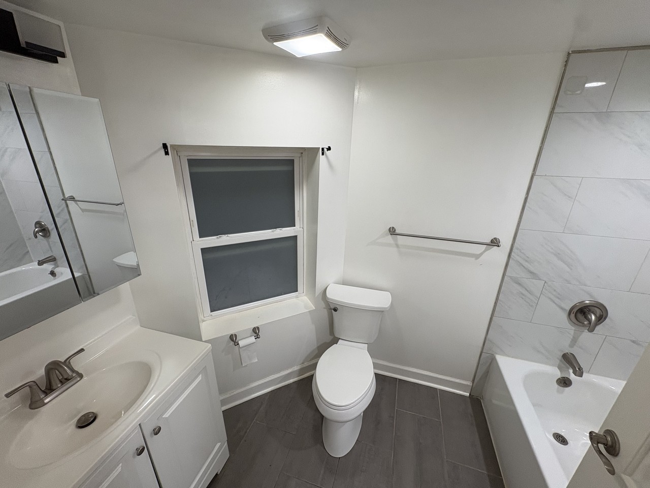 6510 S Saint Lawrence Ave #GA - Photo 6 of 11