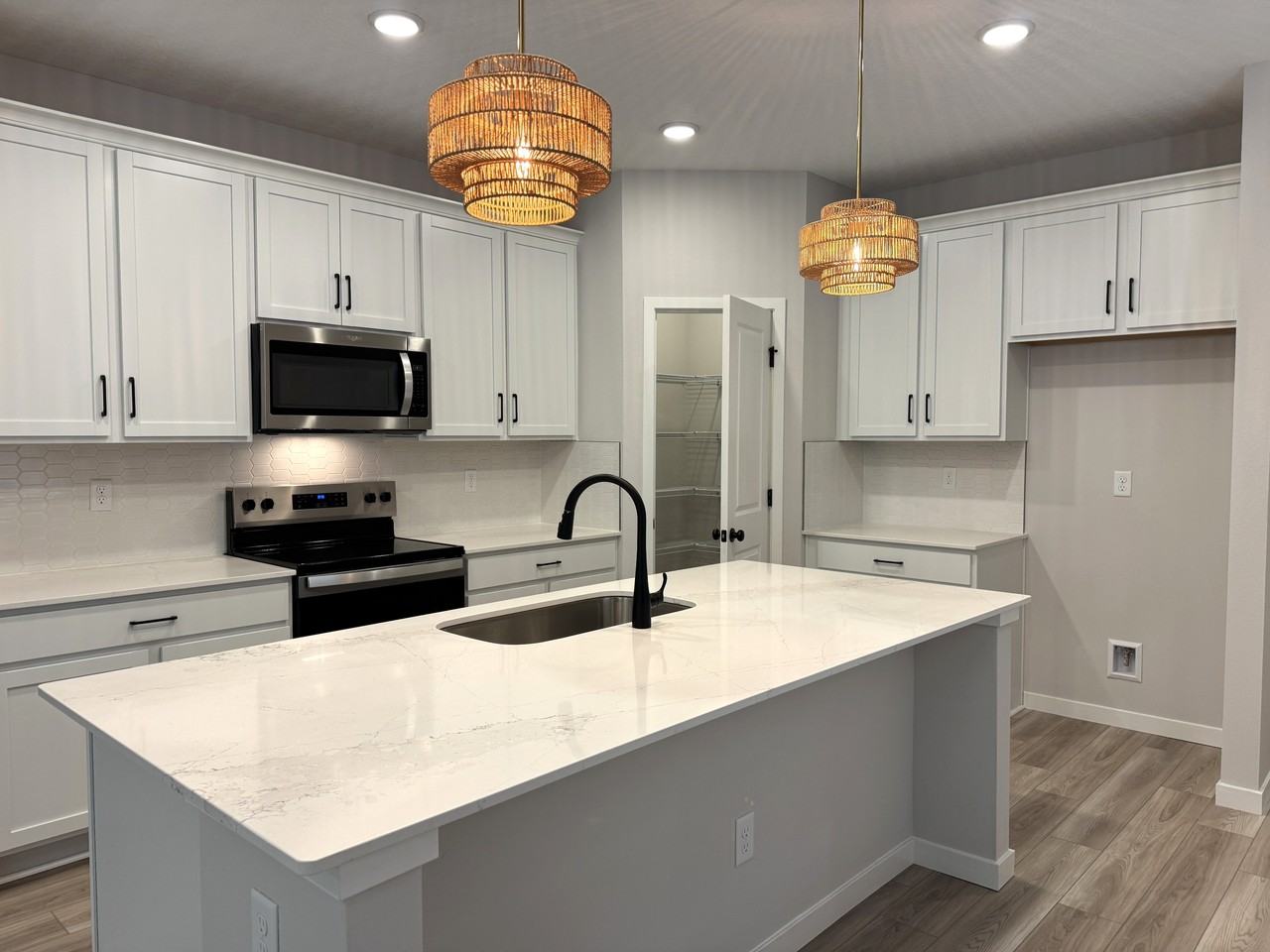 96549 Stillpoint Way #1 - Photo 4 of 23