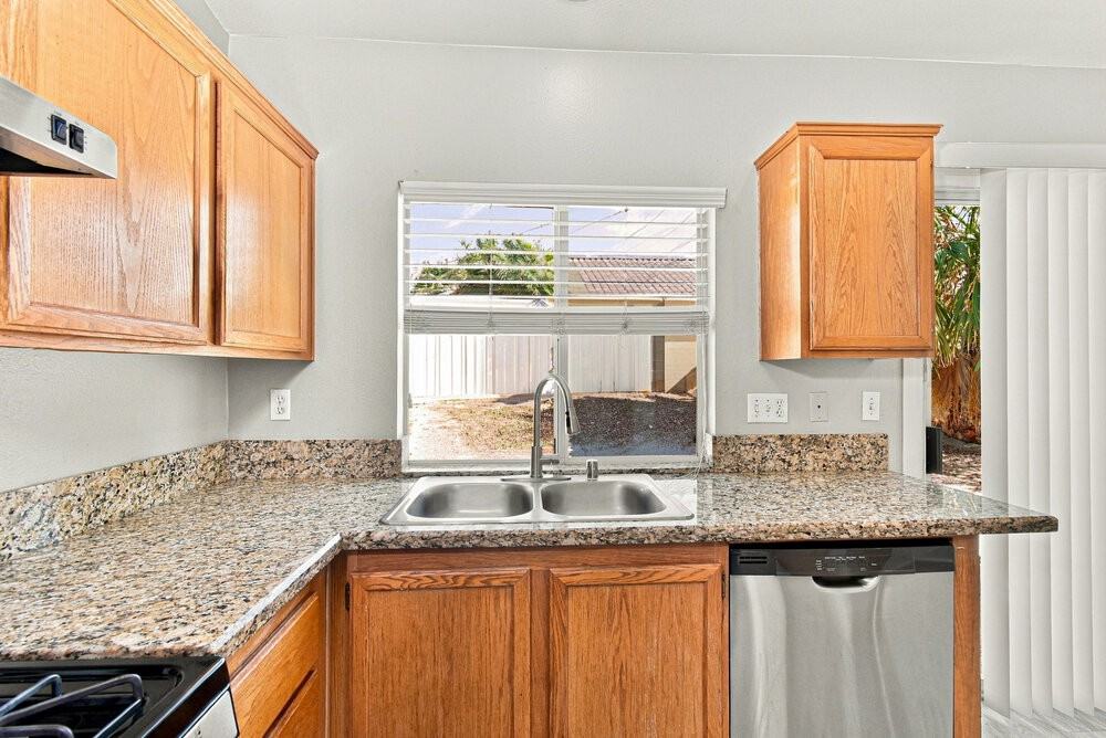 534 Rancho Del Norte Dr - Photo 5 of 16