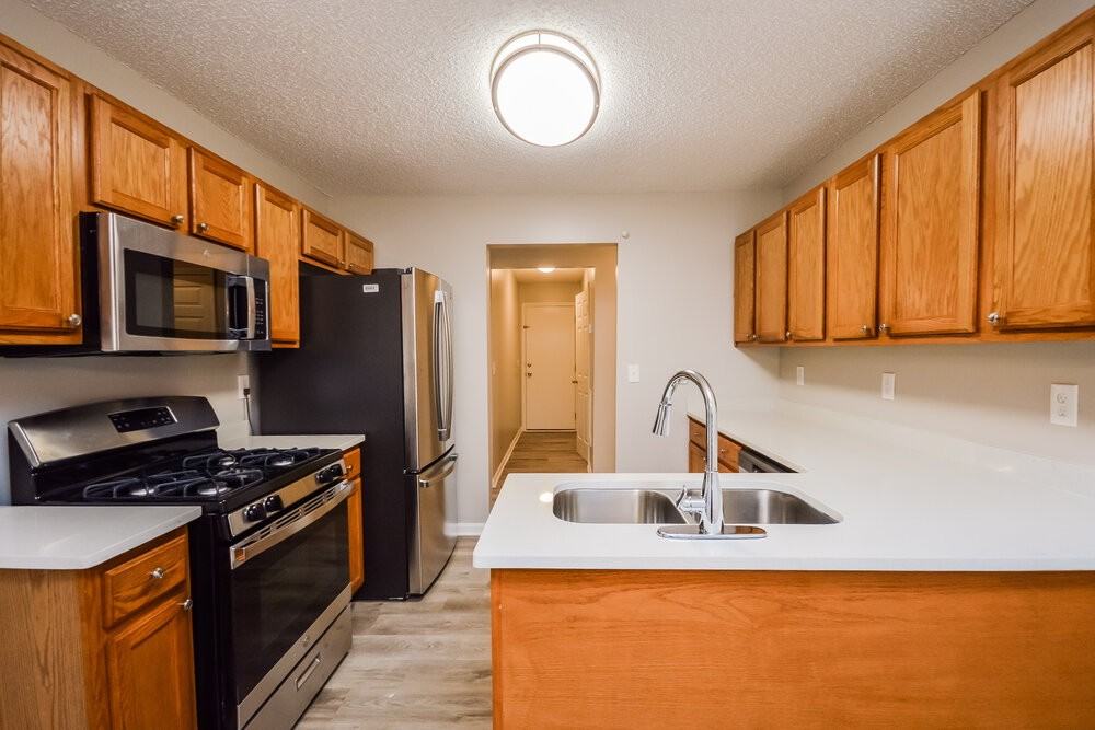 10662 Village Lndg - Photo 7 of 16