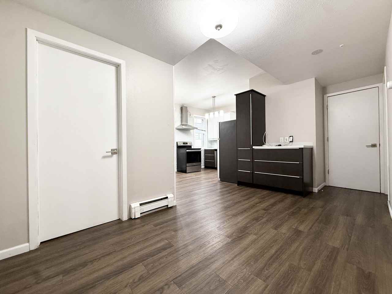 627/629 Mendota Court - 627-3 #627-3 - Photo 5 of 18
