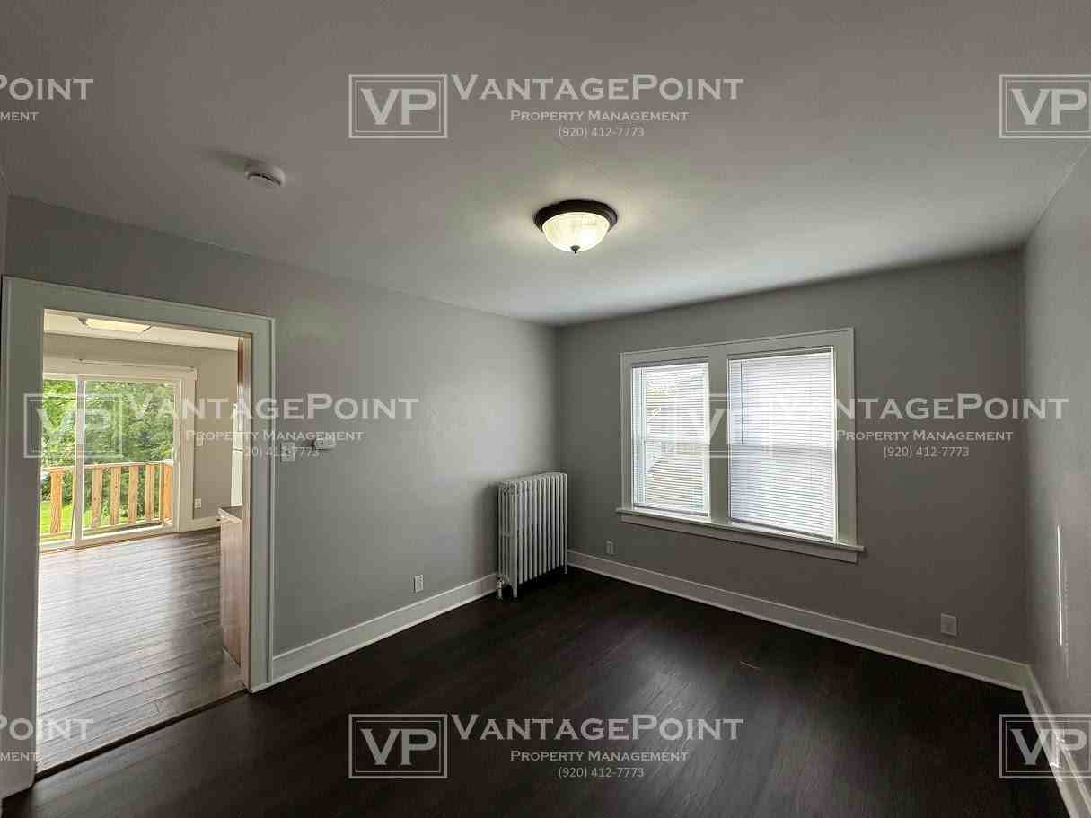 1325 S 19th St Uppr - Photo 5 of 18