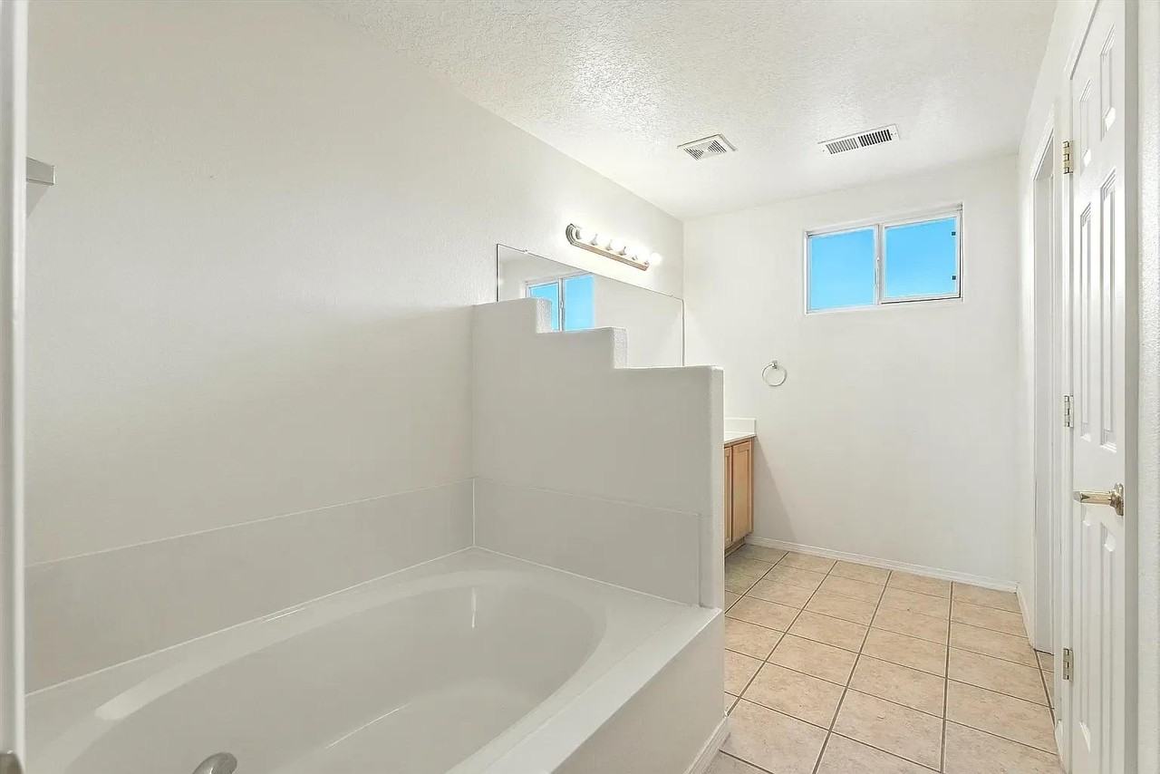9219 Colima Ave Nw - Photo 4 of 20