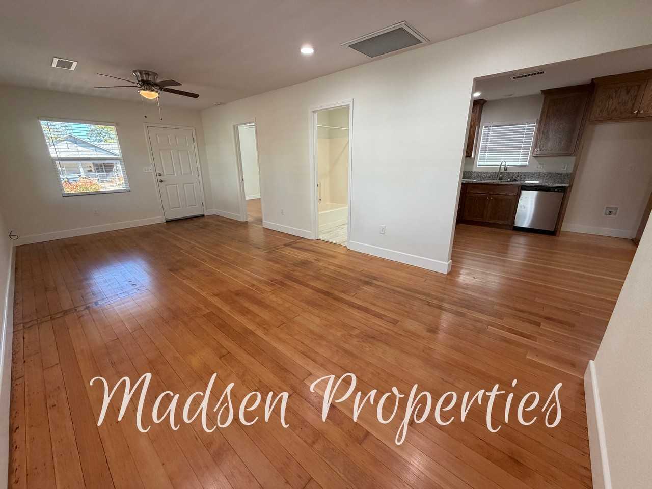 2718 Brown Ave #1 - Photo 5 of 23